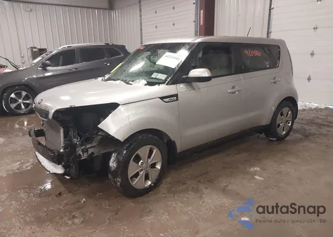 2016 Kia Soul z USA, uszkodzony, nr VIN KNDJN2A21G7842896